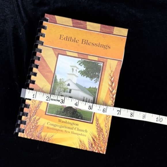 Washington New Hampshire Congregational Church Cookbook Edible Blessings 2019 - Picture 6 of 9